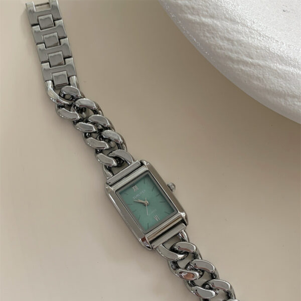 Classic Simple Design Chain Watch Female - Image 5